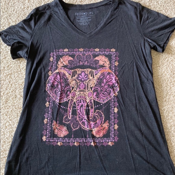 Black elephant tee - Picture 1 of 1